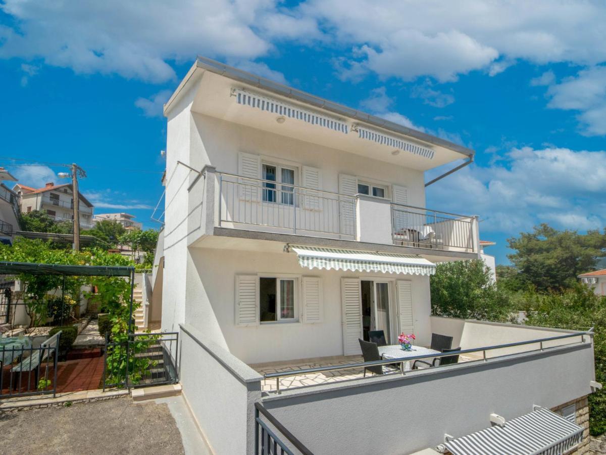 Apartment Slavica-1 By Interhome โตรกีร์ ภายนอก รูปภาพ