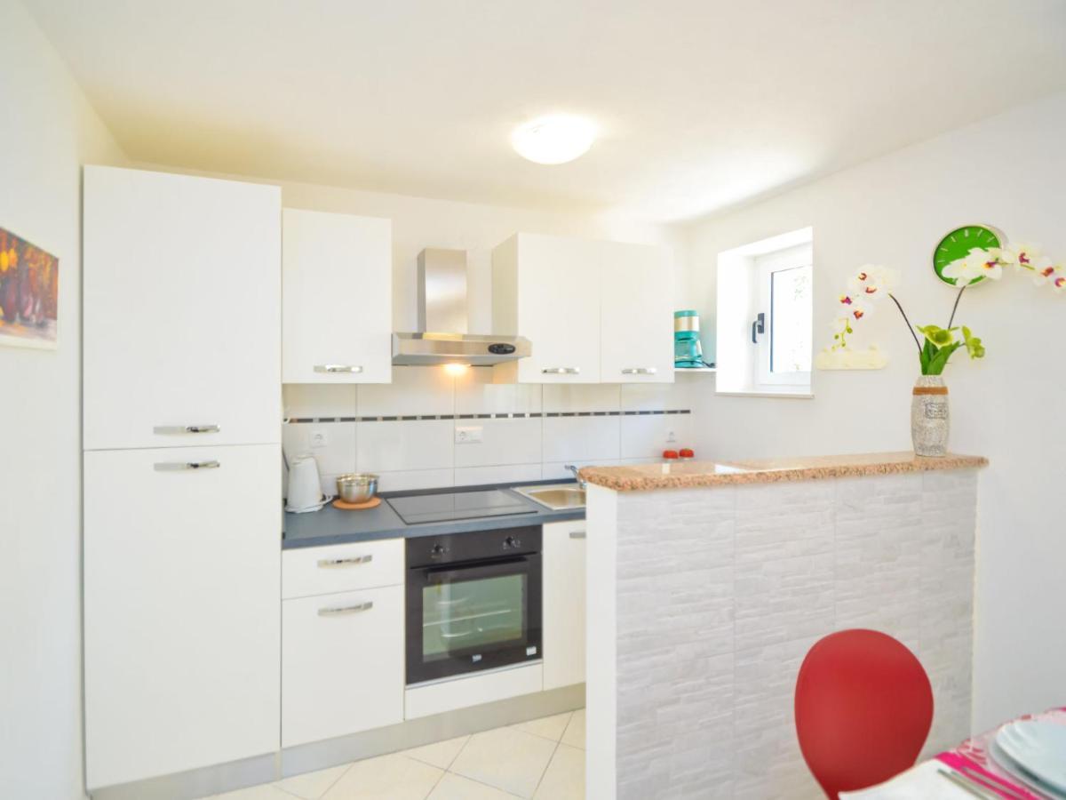 Apartment Slavica-1 By Interhome โตรกีร์ ภายนอก รูปภาพ