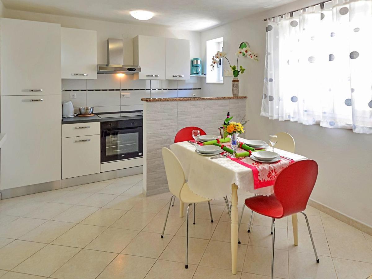 Apartment Slavica-1 By Interhome โตรกีร์ ภายนอก รูปภาพ