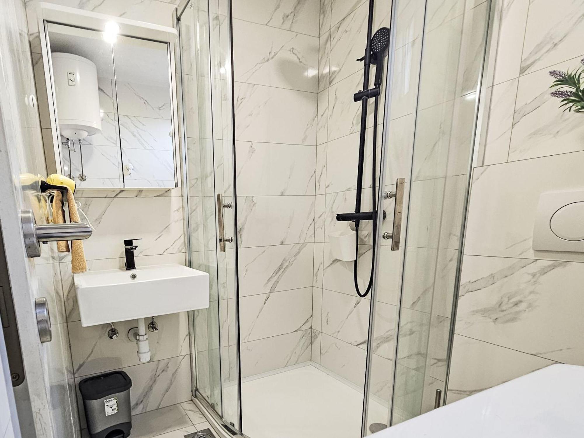 Apartment Slavica-1 By Interhome โตรกีร์ ภายนอก รูปภาพ